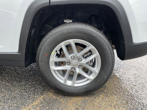 New 2025 Jeep Grand Cherokee Laredo X image 46