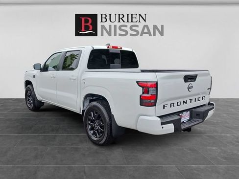 New 2026 Nissan Frontier SV AWD/4WD image 3