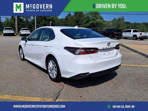 Used 2023 Toyota Camry LE AWD/4WD image 6