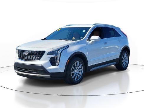 Used 2019 Cadillac XT4 Premium Luxury AWD/4WD image 3