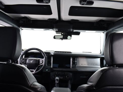 New 2025 Ford Bronco Badlands image 17