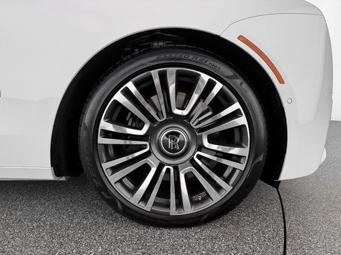Certified 2022 Rolls-Royce Ghost Base image 39