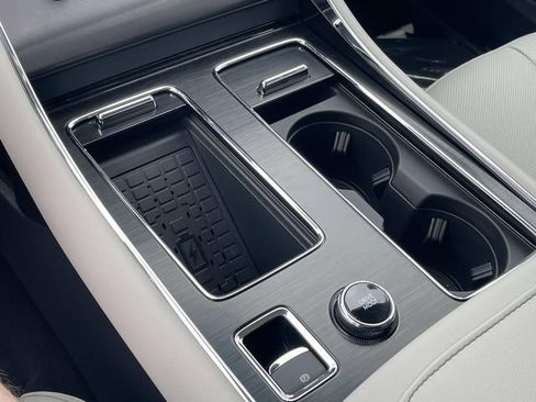 New 2026 Lincoln Aviator AWD image 30