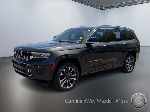 Used 2023 Jeep Grand Cherokee L Overland w/ Luxury Tech Group IV AWD/4WD image 9