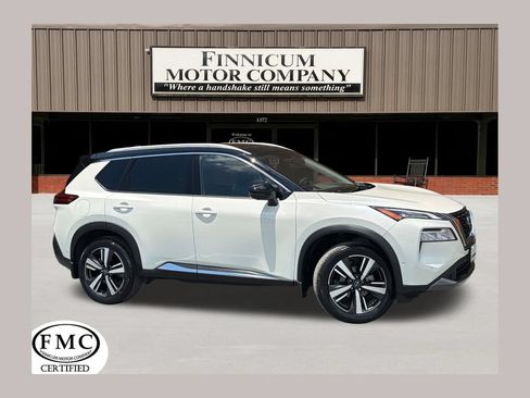 Used 2023 Nissan Rogue SL w/ SL Premium Package FWD image 1