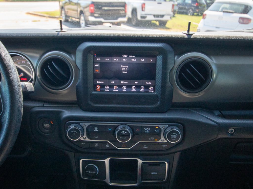 Used 2023 Jeep Wrangler Unlimited Sport AWD/4WD image 23