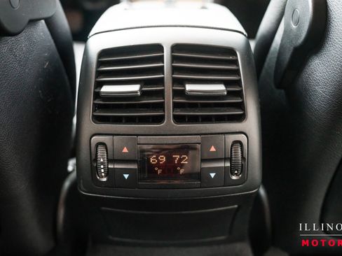 Used 2007 Mercedes-Benz E 550 Sedan image 34