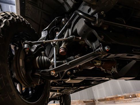 Used 2024 GMC Sierra 2500 AT4X image 14