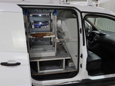 Used 2016 Ford Transit Connect XL FWD image 15