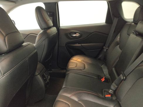 Used 2022 Jeep Cherokee Trailhawk w/ Sun, Sound & Nav Group image 18