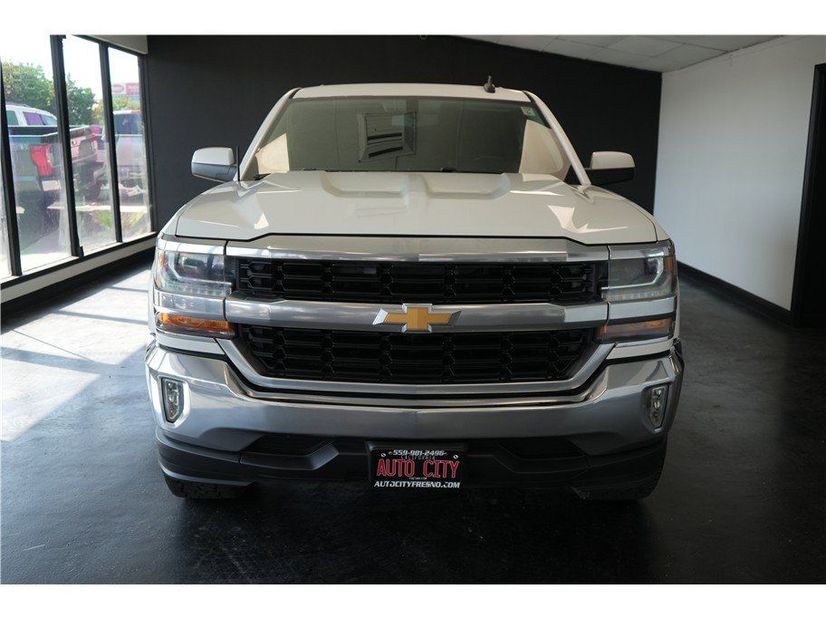 Used 2017 Chevrolet Silverado 1500 LT w/ All Star Edition RWD image 2