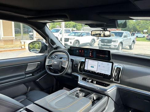 New 2027 Ford Expedition Tremor w/ Driver's Package AWD/4WD image 8