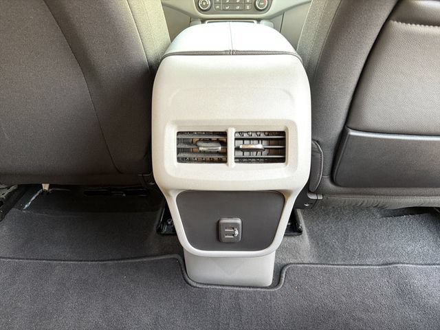 Used 2022 GMC Terrain SLE FWD image 20