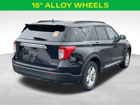 Used 2022 Ford Explorer XLT AWD/4WD image 9