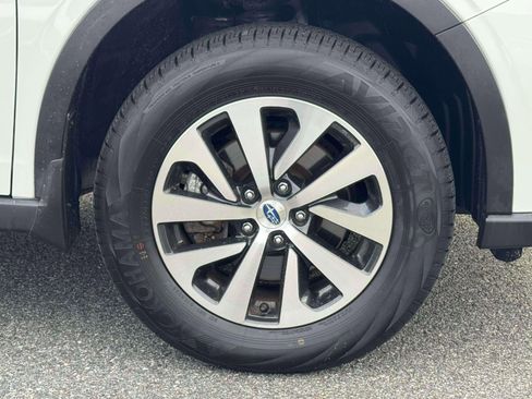 Certified 2021 Subaru Outback Premium image 6