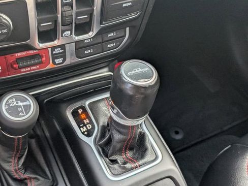 Used 2020 Jeep Gladiator Rubicon AWD/4WD image 26