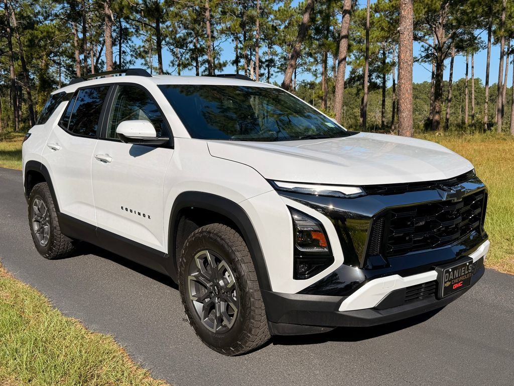 New 2027 Chevrolet Equinox ACTIV w/ Safety and Technology Package FWD image 7