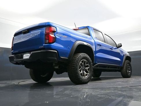 Used 2024 Chevrolet Colorado ZR2 w/ Technology Package image 36