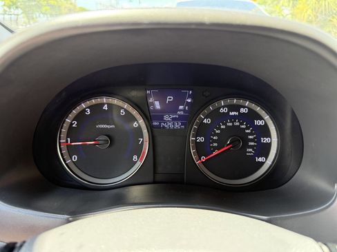 Used 2012 Hyundai Accent GS image 27