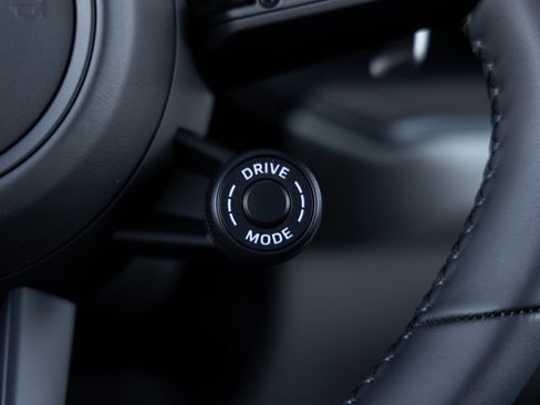 New 2026 Porsche Cayenne S image 15