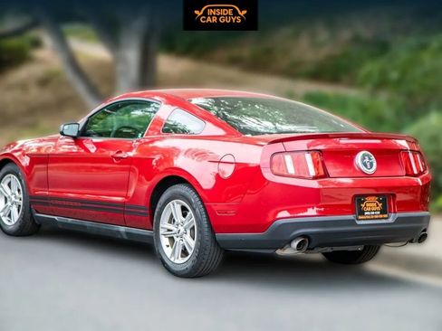 Used 2012 Ford Mustang Coupe image 6