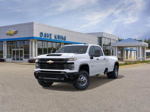 New 2026 Chevrolet Silverado 3500 W/T AWD/4WD image 8