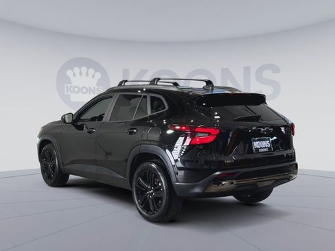 Used 2025 Chevrolet Trax ACTIV w/ Driver Confidence Package image 8