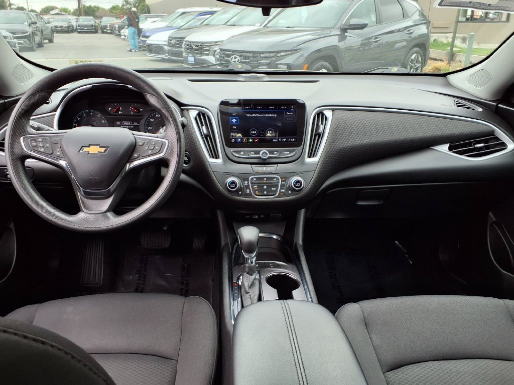 Used 2023 Chevrolet Malibu LT FWD image 12