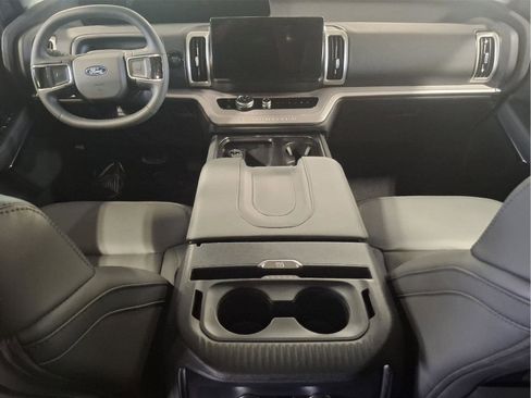 New 2026 Ford Expedition Active AWD/4WD image 15