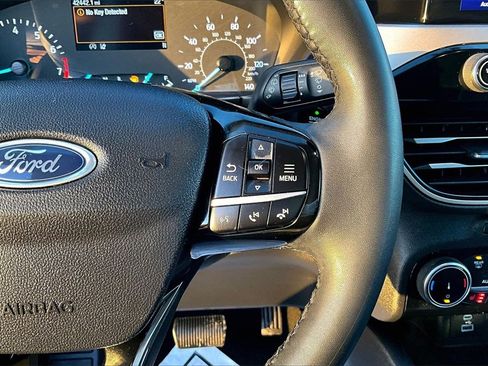 Certified 2022 Ford Escape SE w/ Convenience Package image 18