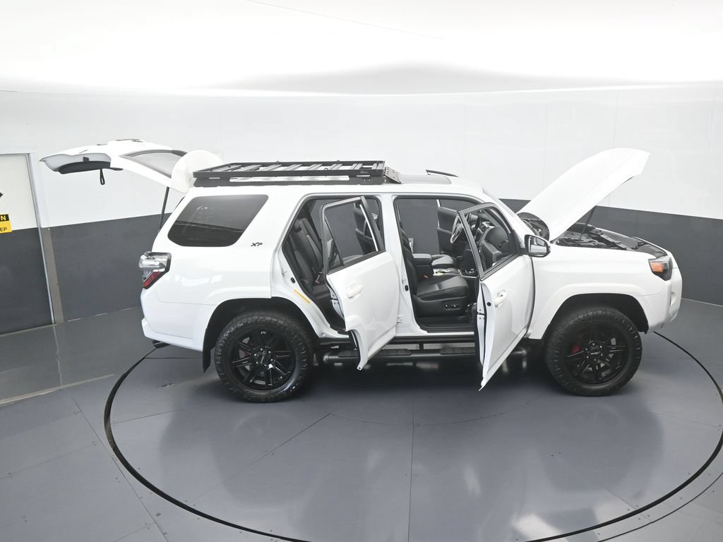 Used 2024 Toyota 4Runner SR5 Premium w/ Moonroof Package AWD/4WD image 70