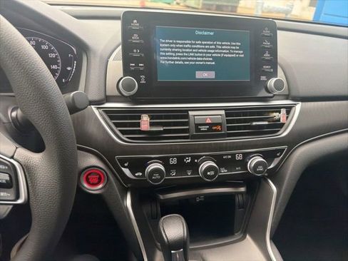 Used 2019 Honda Accord EX image 18