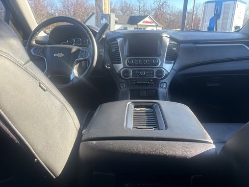 Used 2016 Chevrolet Tahoe LT image 11