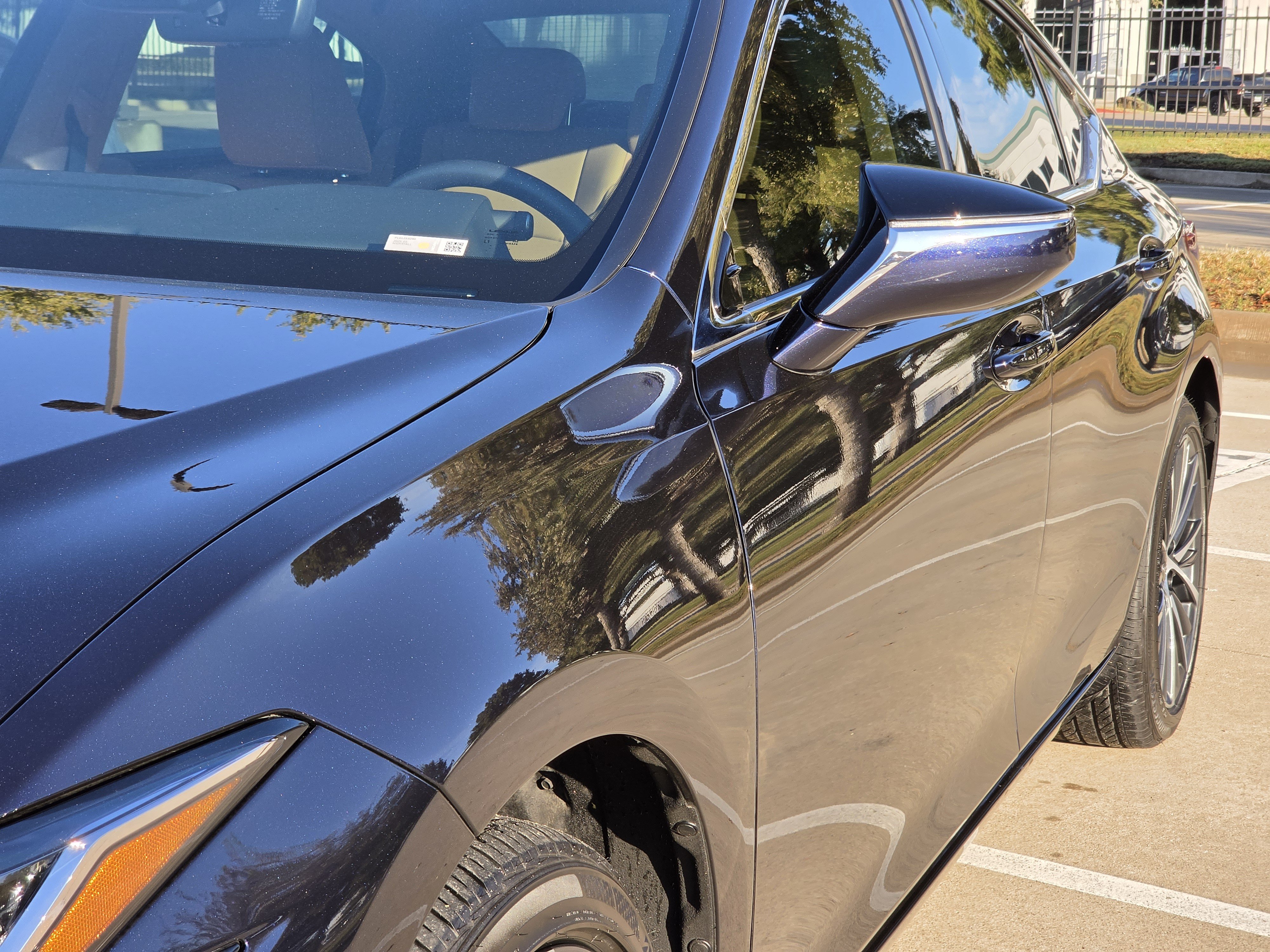Used 2025 Lexus ES 350 w/ Premium Package FWD image 13