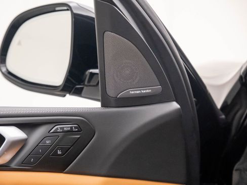 Used 2025 BMW X7 xDrive40i w/ M Sport Package image 14