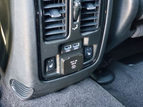 Used 2022 Dodge Durango R/T w/ Blacktop Package AWD/4WD image 28