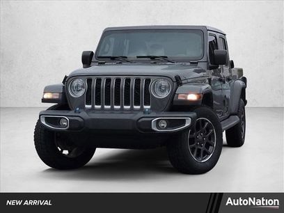 Used 2021 Jeep Gladiator Overland w/ Popular Equipment Package