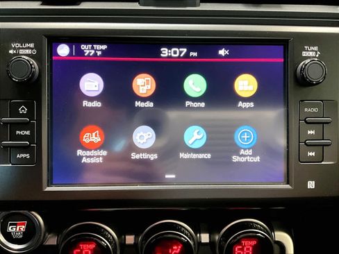 Used 2022 Toyota GR86 w/ ALL Weather Mat Package (TMS) image 31