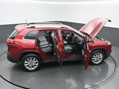 Used 2016 Jeep Cherokee Limited AWD/4WD image 63