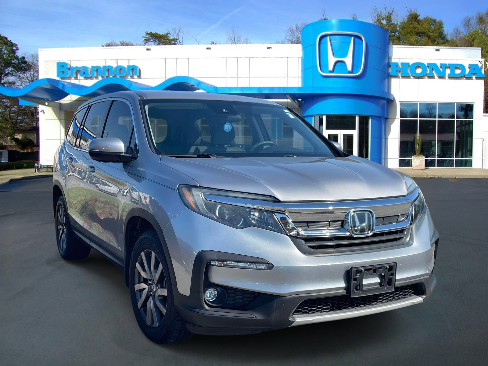 Used 2021 Honda Pilot EX image 1
