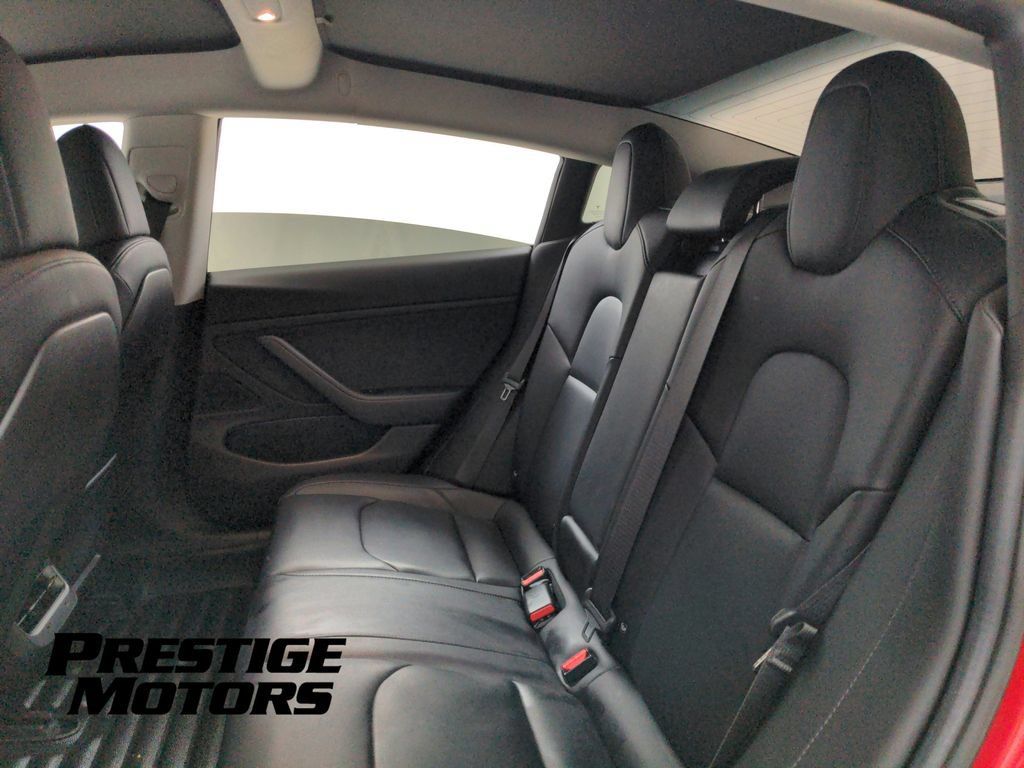 Used 2018 Tesla Model 3 Long Range RWD image 24