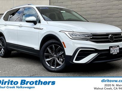 Certified 2022 Volkswagen Tiguan SE w/ Panoramic Sunroof Package