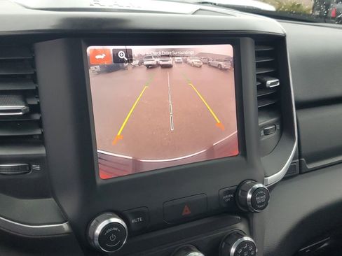 Used 2024 RAM 2500 Big Horn w/ Bed Utility Group image 21