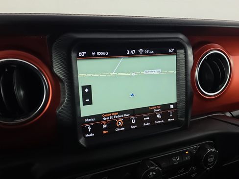 Used 2019 Jeep Wrangler Unlimited Rubicon AWD/4WD image 24