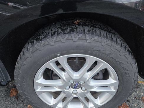 Used 2016 Volvo XC60 T5 Premier image 16