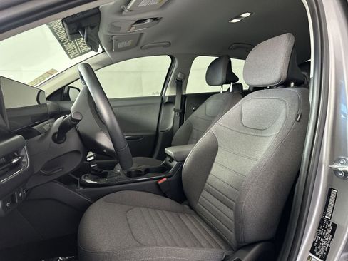Used 2025 Kia K4 EX FWD image 11