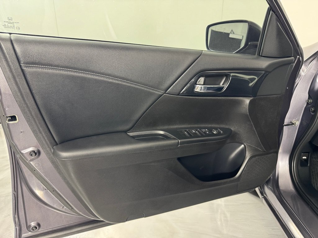 Used 2014 Honda Accord Sport image 11