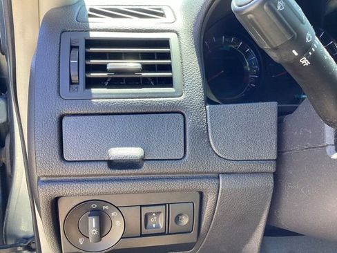 Used 2012 Ford Fusion SE FWD image 27