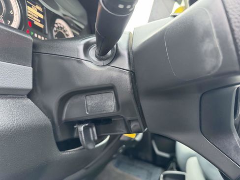 Used 2017 RAM 1500 Express image 28