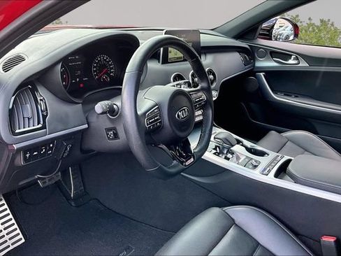 Used 2019 Kia Stinger GT2 AWD/4WD image 12